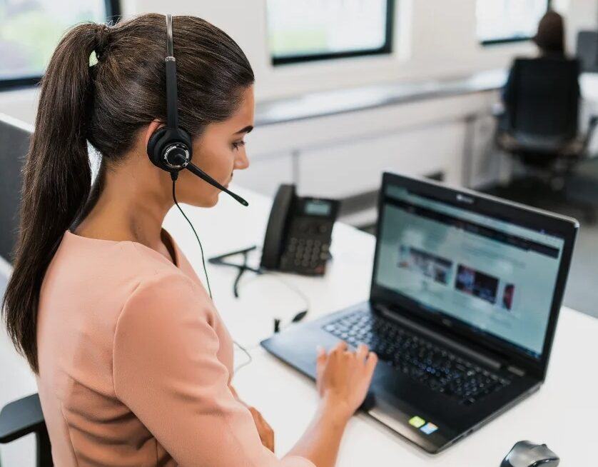 pravila-effektivnogo-obshheniya-s-klientami-po-telefonu